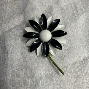 Vintage 60s Black and White Flower Brooch